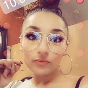 Meet your Posher, Linda